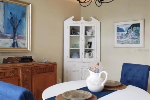 Casa en venta en Spring Hill, Florida, 4 dormitorios, 224.92 m2 № 1851903 - foto 6