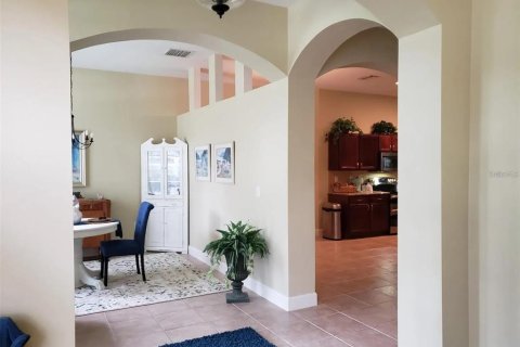 Casa en venta en Spring Hill, Florida, 4 dormitorios, 224.92 m2 № 1851903 - foto 4