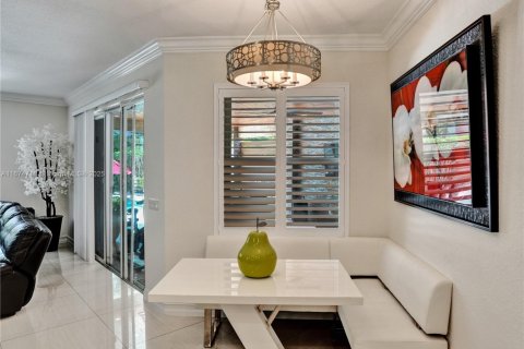 Casa en venta en Boynton Beach, Florida, 6 dormitorios, 369.38 m2 № 1865527 - foto 29
