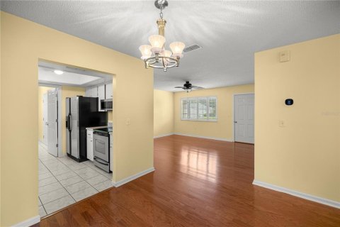 House in Ocala, Florida 2 bedrooms, 91.97 sq.m. № 1680221 - photo 14