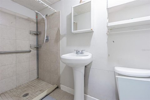 Immobilier commercial à vendre à Tampa, Floride: 215.72 m2 № 2298357 - photo 21