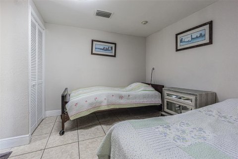 Immobilier commercial à vendre à Tampa, Floride: 215.72 m2 № 2298357 - photo 16