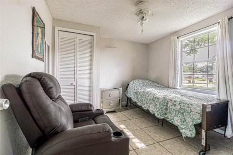 Immobilier commercial à vendre à Tampa, Floride: 215.72 m2 № 2298357 - photo 14