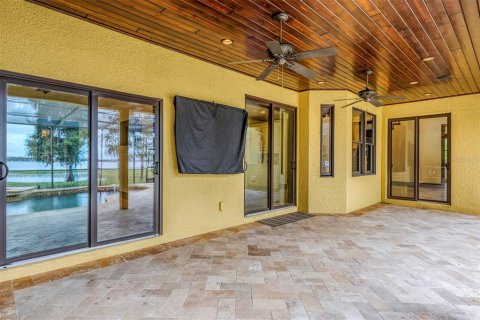 House in Orlando, Florida 5 bedrooms, 347.18 sq.m. № 1851324 - photo 24