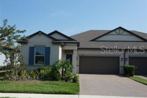 Casa en alquiler en Land O' Lakes, Florida, 3 dormitorios, 182.83 m2 № 1848230 - foto 1