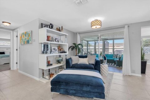 Casa en venta en Port Richey, Florida, 2 dormitorios, 116.5 m2 № 1910346 - foto 8