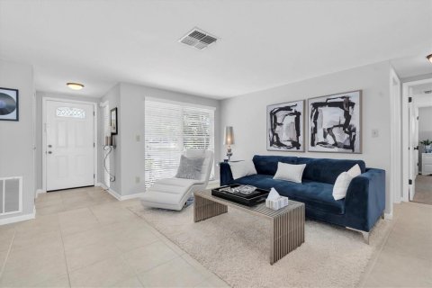 Casa en venta en Port Richey, Florida, 2 dormitorios, 116.5 m2 № 1910346 - foto 5