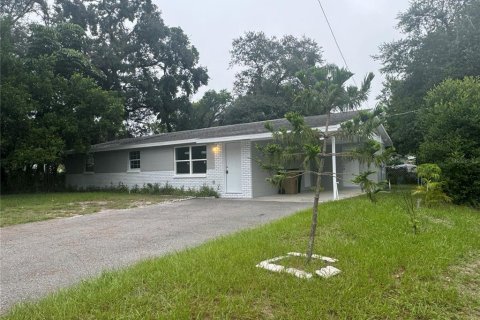 Villa ou maison à Temple Terrace, Floride 3 chambres, 109.25 m2 № 2166482