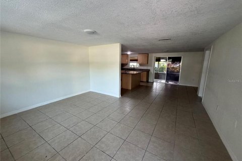 Villa ou maison à louer à Temple Terrace, Floride: 3 chambres, 109.25 m2 № 2166482 - photo 9