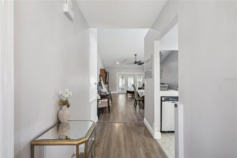 Villa ou maison à vendre à Oviedo, Floride: 3 chambres, 129.69 m2 № 2198291 - photo 8