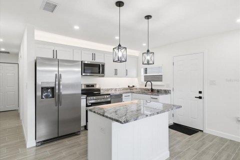 Casa en venta en Saint Petersburg, Florida, 4 dormitorios, 105.35 m2 № 2383565 - foto 10