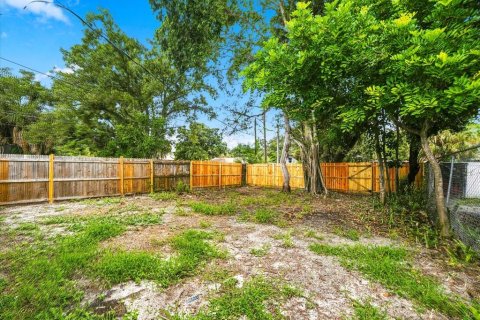 Casa en venta en Saint Petersburg, Florida, 4 dormitorios, 105.35 m2 № 2383565 - foto 29