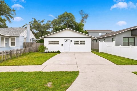Casa en Saint Petersburg, Florida 4 dormitorios, 105.35 m2 № 2383565