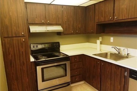 Condominio en venta en Pembroke Pines, Florida, 1 dormitorio, 70.61 m2 № 2252403 - foto 6