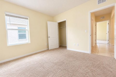 Villa ou maison à louer à Haines City, Floride: 3 chambres, 160.26 m2 № 2403381 - photo 2