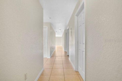 Immobilier commercial à vendre à Kissimmee, Floride: 308.62 m2 № 1521497 - photo 3
