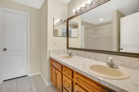 Immobilier commercial à vendre à Kissimmee, Floride: 308.62 m2 № 1521497 - photo 13
