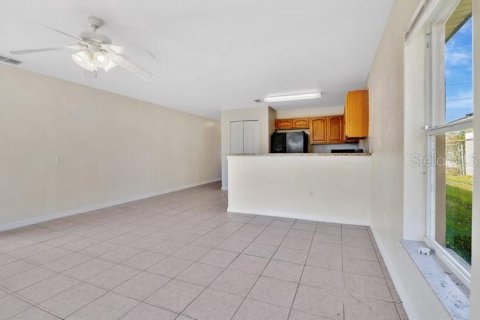 Immobilier commercial à vendre à Kissimmee, Floride: 308.62 m2 № 1521497 - photo 4