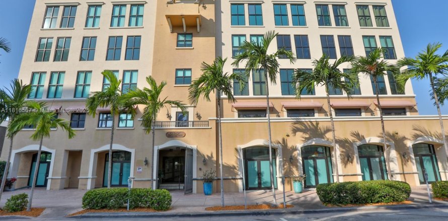 Propiedad comercial en Coral Gables, Florida № 1770429