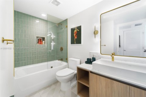 Copropriété à vendre à Miami, Floride: 34.1 m2 № 2385122 - photo 13