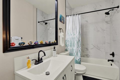 House in Clearwater, Florida 2 bedrooms, 86.4 sq.m. № 2310575 - photo 8