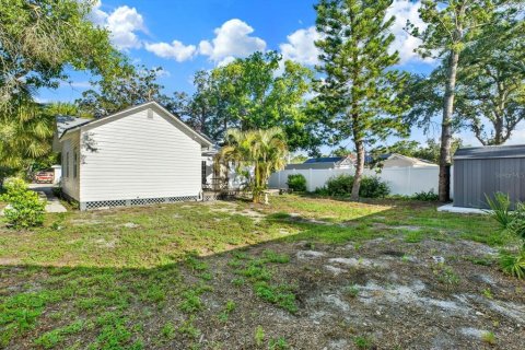 House in Clearwater, Florida 2 bedrooms, 86.4 sq.m. № 2310575 - photo 10