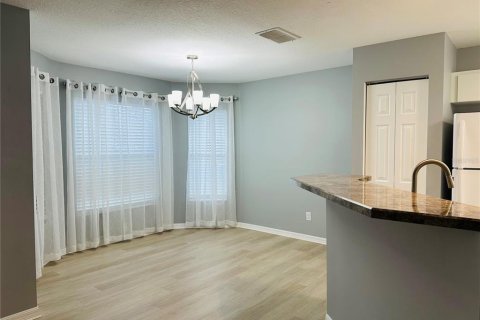 House in Ocala, Florida 2 bedrooms, 139.73 sq.m. № 1797207 - photo 10