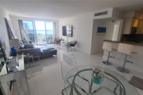 Copropriété à louer à Miami Beach, Floride: 2 chambres, 99.59 m2 № 2276385 - photo 4