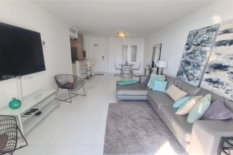 Copropriété à louer à Miami Beach, Floride: 2 chambres, 99.59 m2 № 2276385 - photo 13