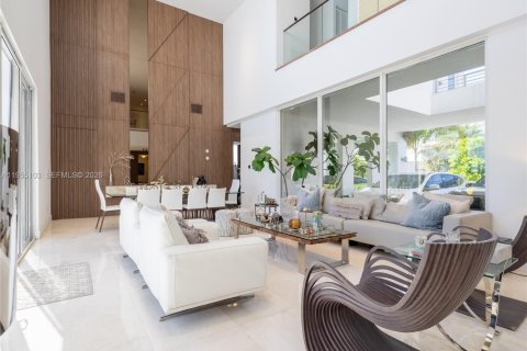 Villa ou maison à vendre à Doral, Floride: 6 chambres, 452.81 m2 № 2009728 - photo 19