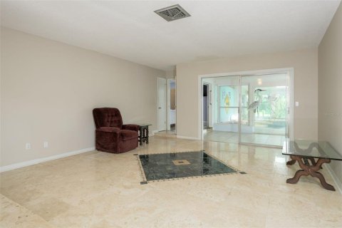 House in Palm Coast, Florida 3 bedrooms, 125.42 sq.m. № 2236058 - photo 5