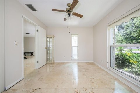 House in Palm Coast, Florida 3 bedrooms, 125.42 sq.m. № 2236058 - photo 21