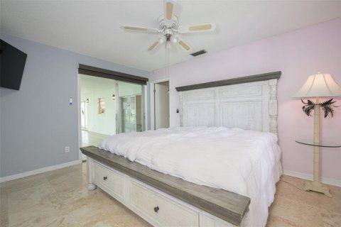 House in Palm Coast, Florida 3 bedrooms, 125.42 sq.m. № 2236058 - photo 17