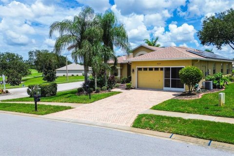 House in Hudson, Florida 3 bedrooms, 174.47 sq.m. № 2289593 - photo 4