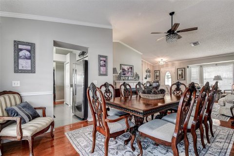 House in Hudson, Florida 3 bedrooms, 174.47 sq.m. № 2289593 - photo 11