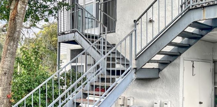 Condominio en Sanford, Florida, 2 dormitorios  № 1533692