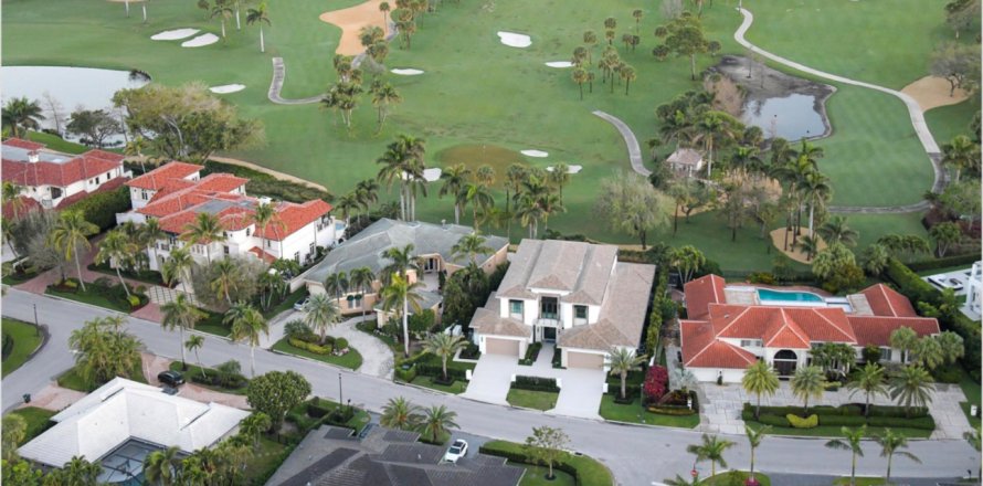 Villa ou maison à Boca Raton, Floride 5 chambres, 714.42 m2 № 510736