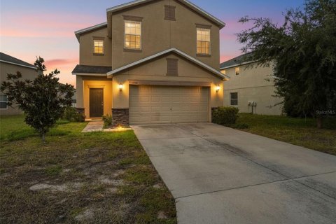 Casa en Hudson, Florida 3 dormitorios, 218.51 m2 № 2403373