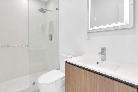 Copropriété à louer à North Miami, Floride: 2 chambres, 666.11 m2 № 1777707 - photo 19