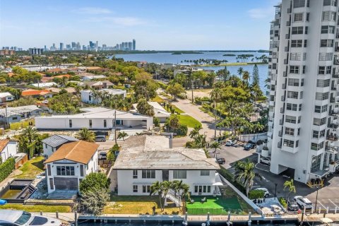 Copropriété à louer à North Miami, Floride: 2 chambres, 666.11 m2 № 1777707 - photo 29