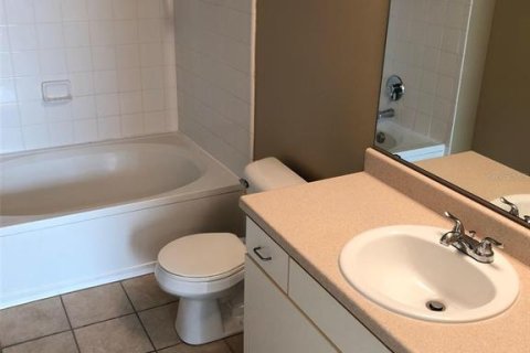 Condo in Tampa, Florida, 1 bedroom  № 2236746 - photo 4