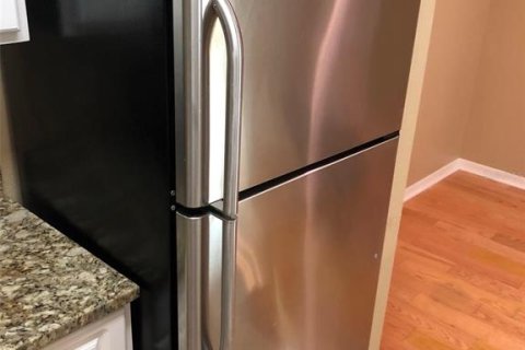 Condo in Tampa, Florida, 1 bedroom  № 2236746 - photo 8