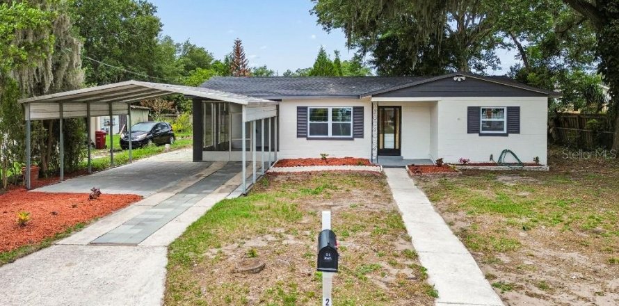 House in Plant City, Florida 4 bedrooms, 120.31 sq.m. № 2124032