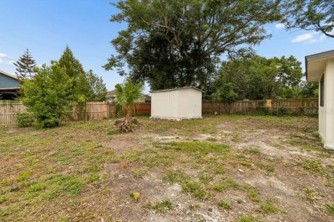 House in Plant City, Florida 4 bedrooms, 120.31 sq.m. № 2124032 - photo 29