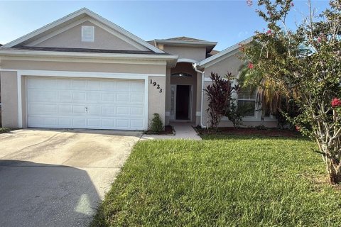 Casa en alquiler en Kissimmee, Florida, 4 dormitorios, 166.3 m2 № 1915962 - foto 3