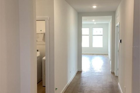 Villa ou maison à louer à Clermont, Floride: 4 chambres, 202.06 m2 № 2399253 - photo 3