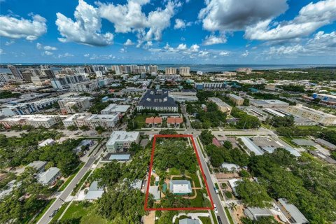Terreno en venta en Sarasota, Florida № 1300780 - foto 1