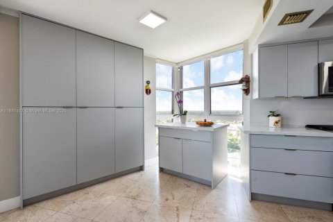 Condominio en venta en Miami, Florida, 2 dormitorios, 142.88 m2 № 2034708 - foto 29