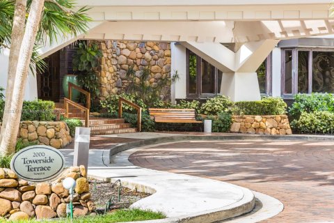 Condominio en venta en Miami, Florida, 2 dormitorios, 142.88 m2 № 2034708 - foto 30