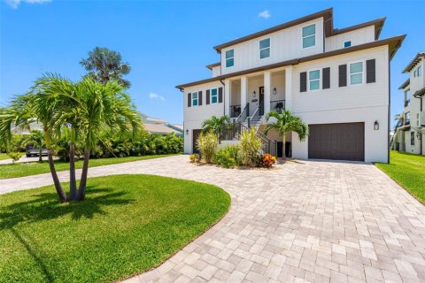 Casa en Redington Beach, Florida 4 dormitorios, 250.37 m2 № 2126088